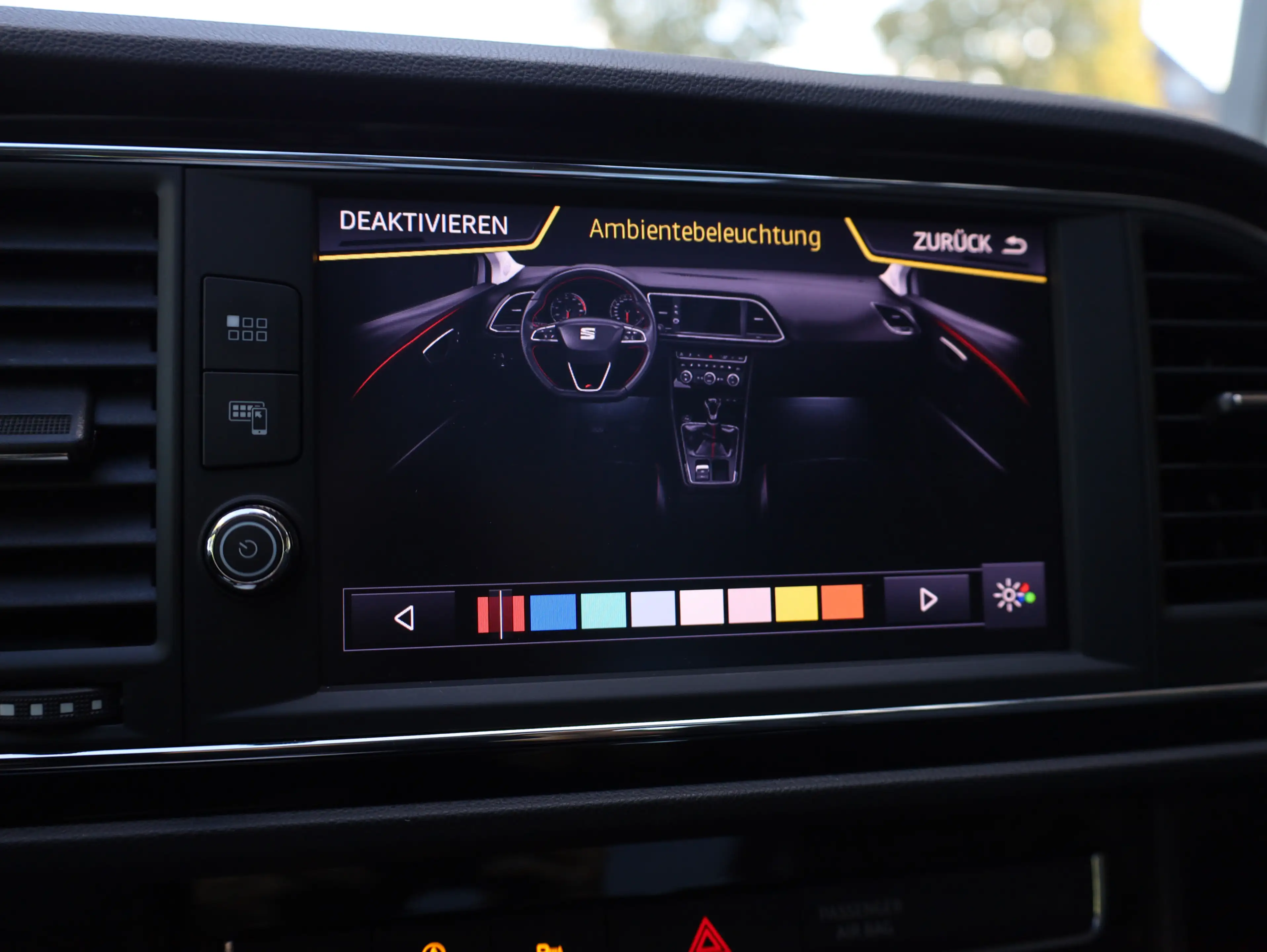 SEAT Leon FR* Tempomat*Panoramadach*SHZ*AHK* — photo 29