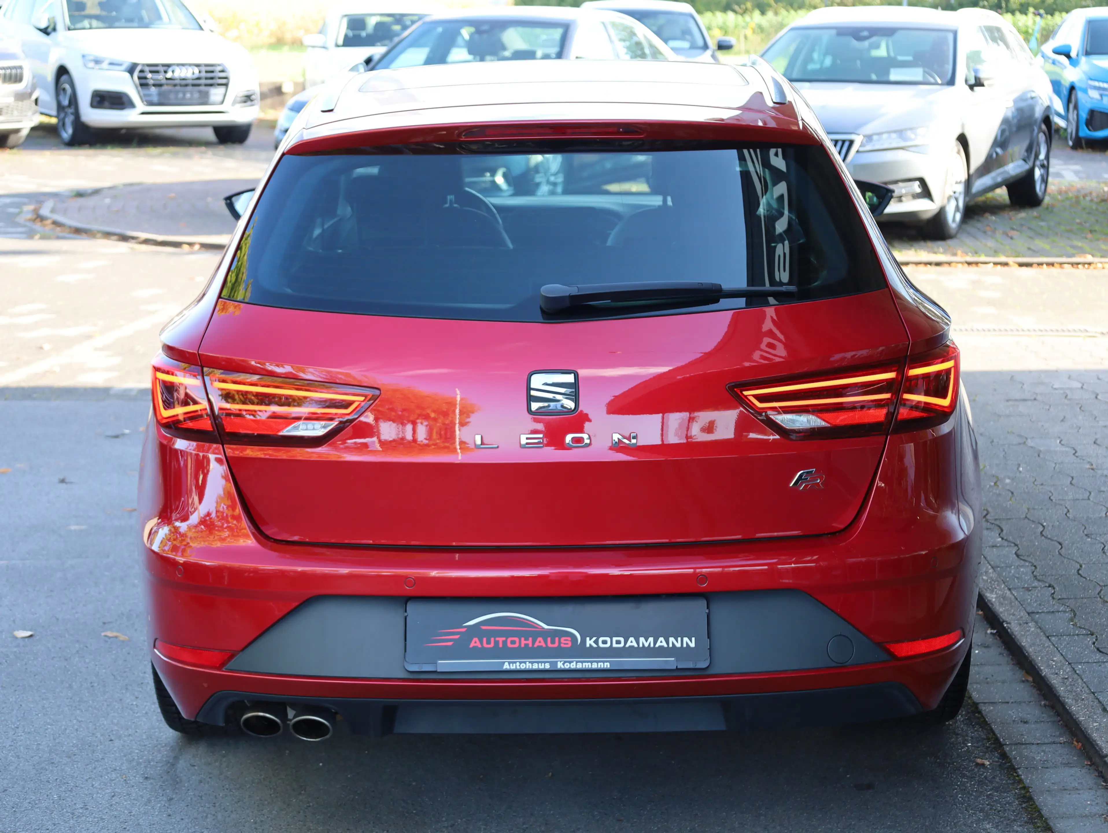 SEAT Leon FR* Tempomat*Panoramadach*SHZ*AHK* — photo 9