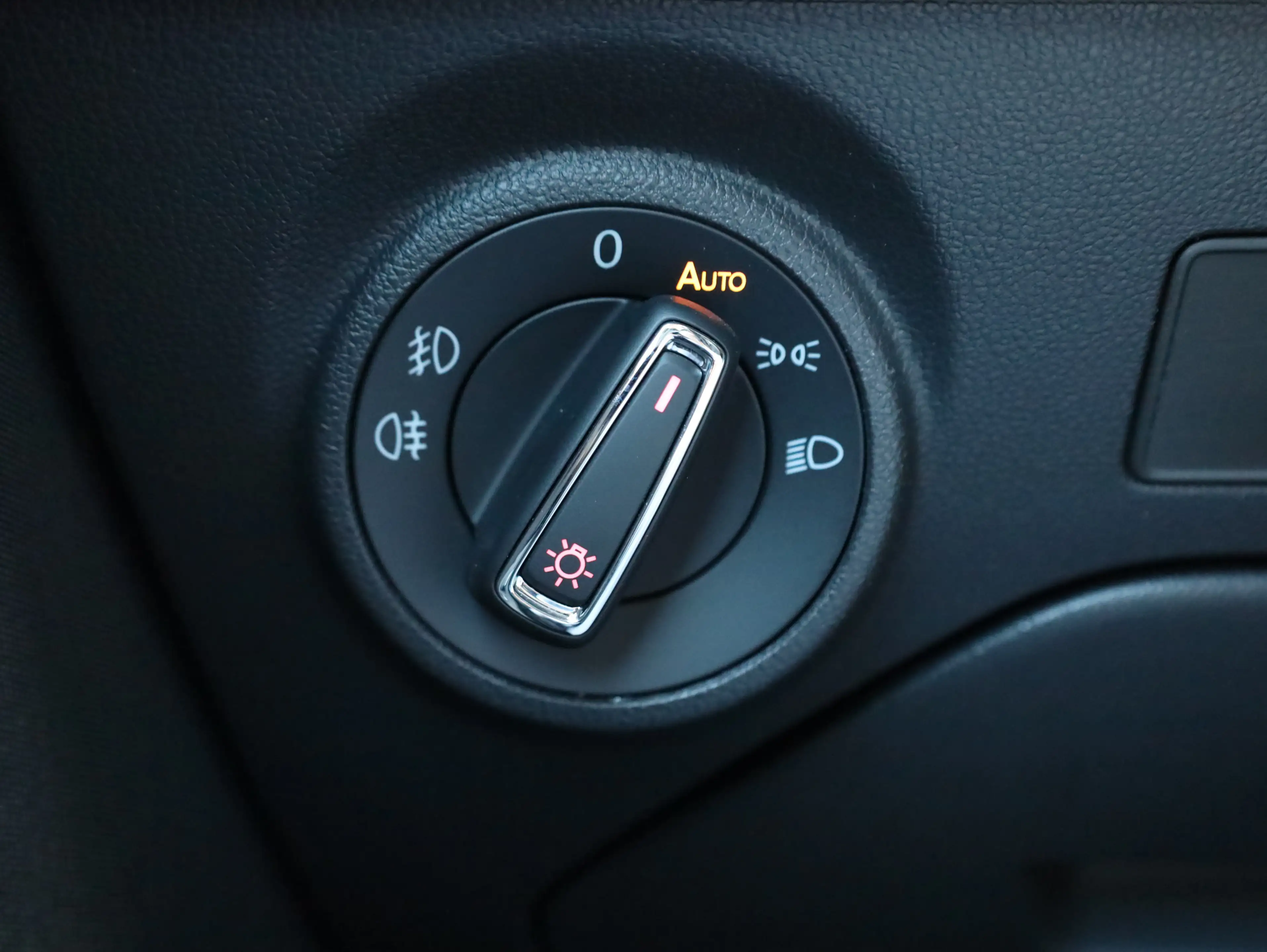 SEAT Leon FR* Tempomat*Panoramadach*SHZ*AHK* — photo 19