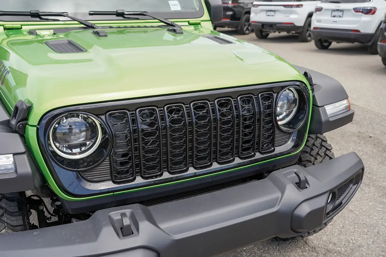 Jeep Wrangler снимка Jeep Wrangler