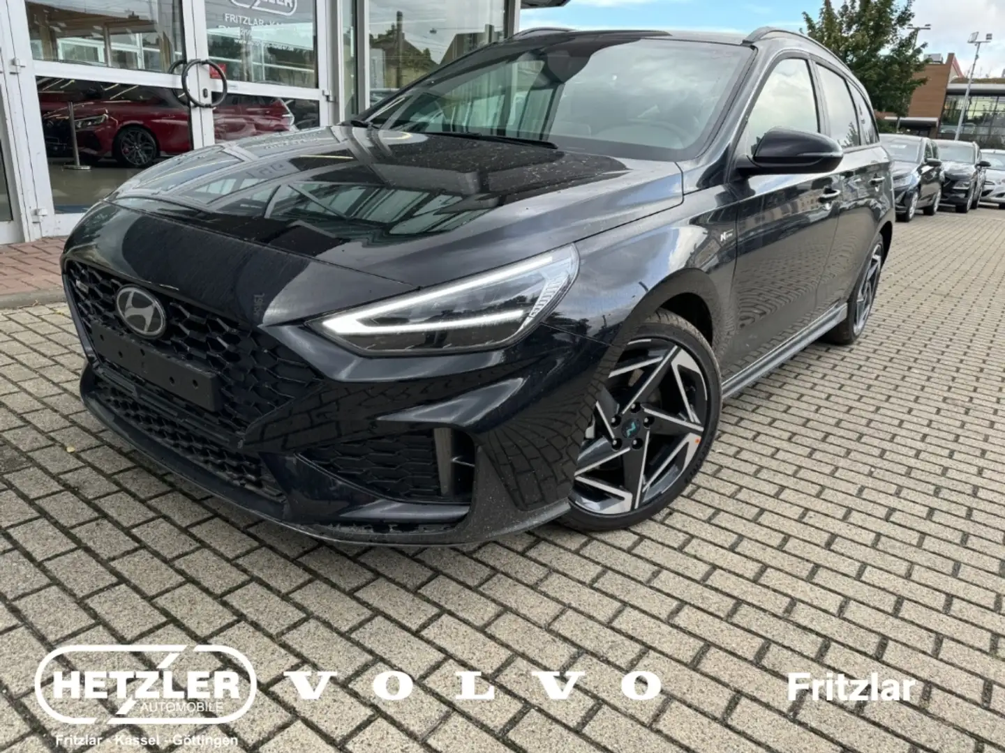 Hyundai i30 Kombi N Line Mild-Hybrid 1.5 T-GDI EU6e Navi LED A Černá - 1