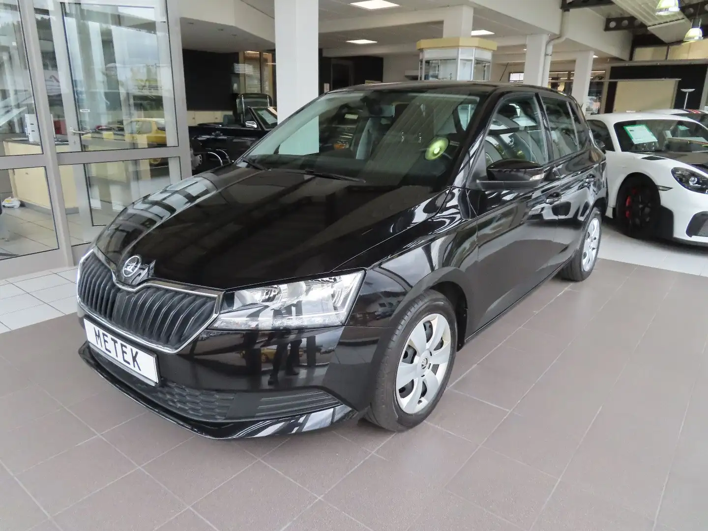 Skoda Fabia Cool Plus SHZ PDC Noir - 1