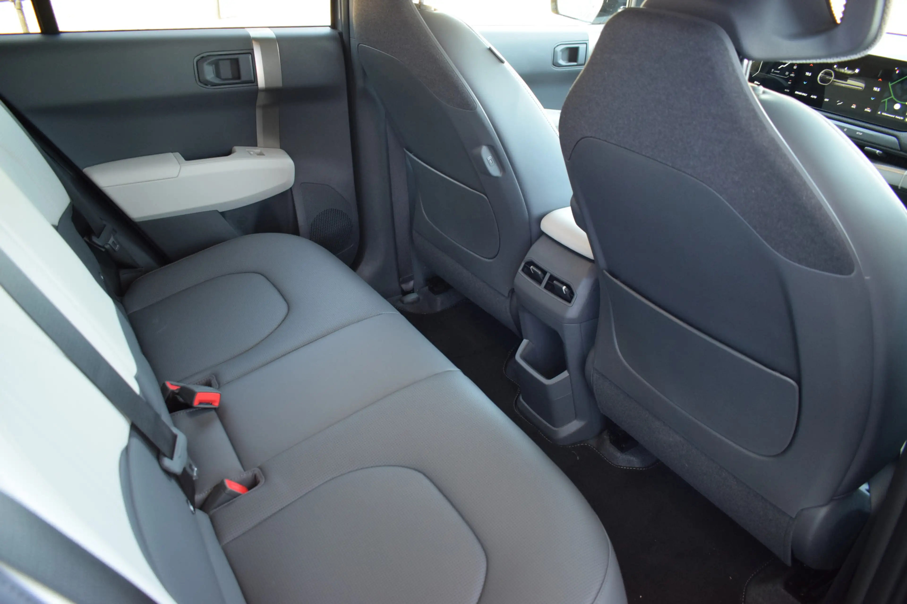 Kia EV3 GT-Line Business Edition 81.4 kWh | Leder | Elektr — photo 11
