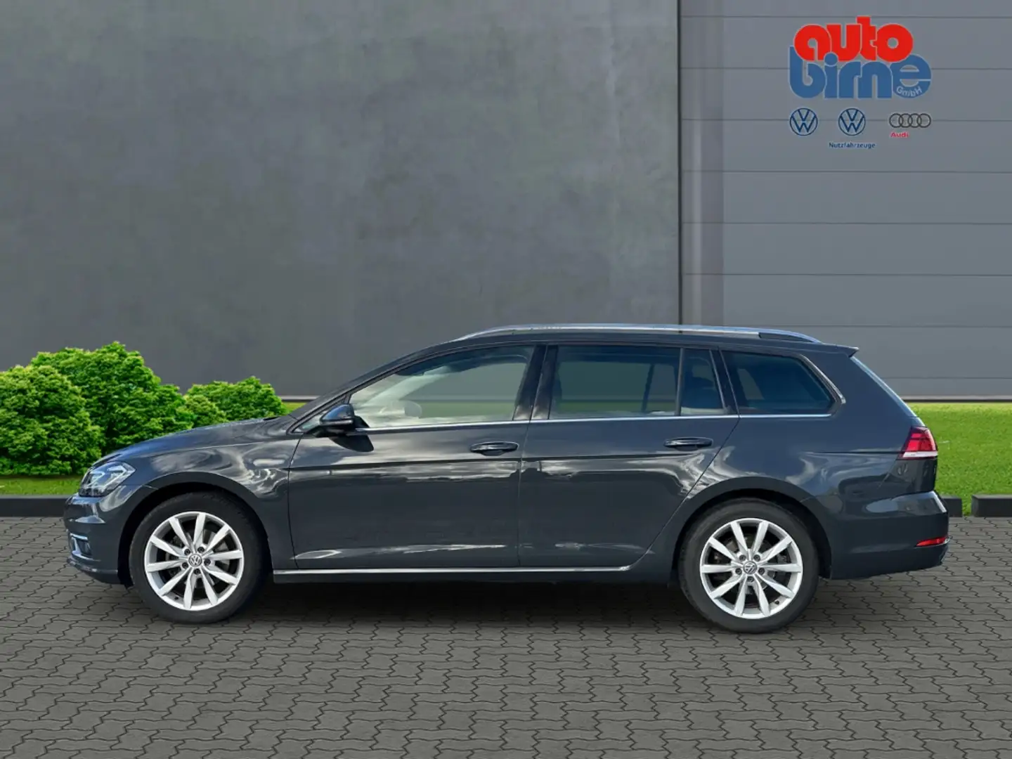 Volkswagen Golf Variant VII 1.5 TSI Highline Navi Digitales Cockpit Massag Grau - 2