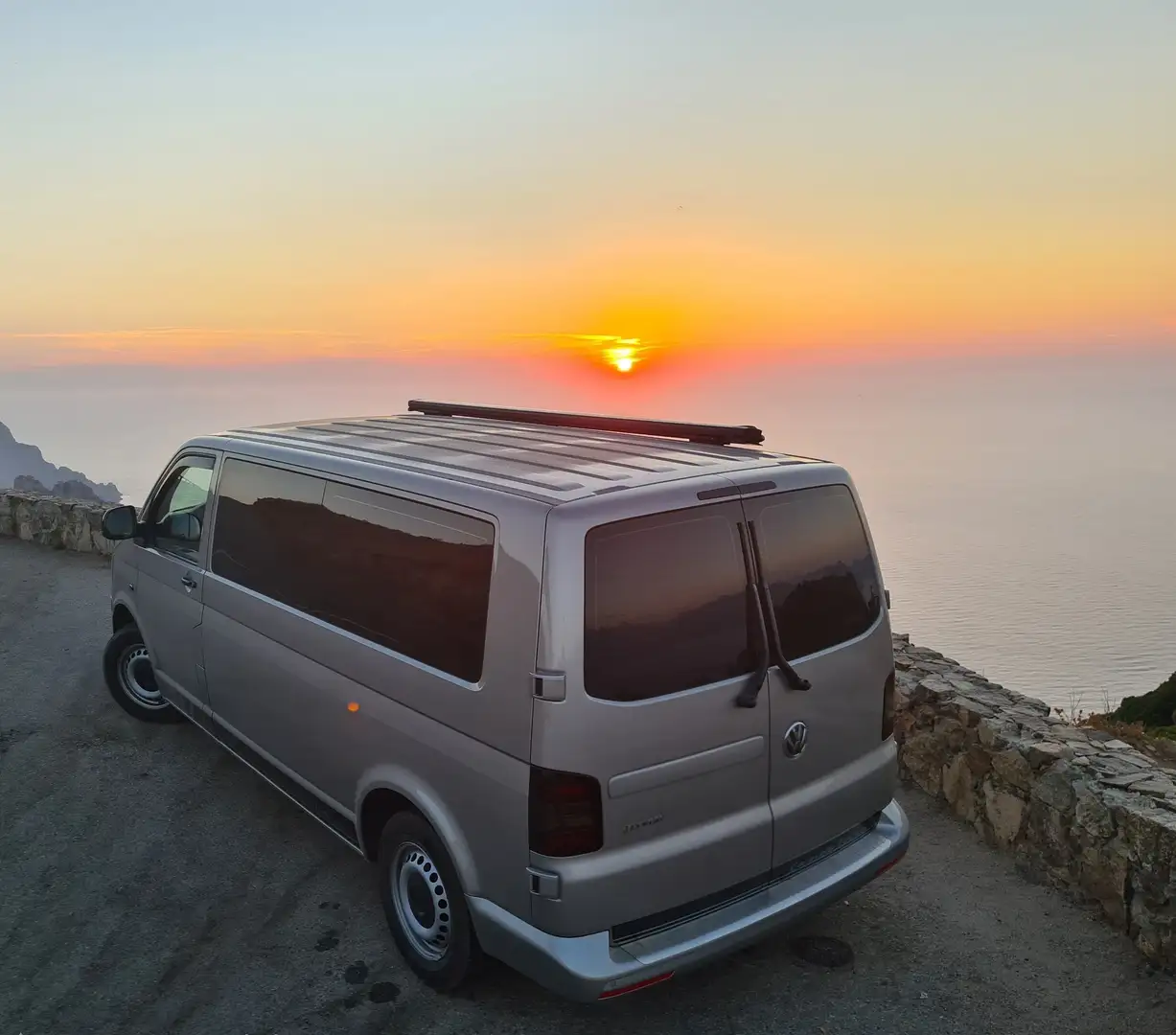 Volkswagen T5 Caravelle Comfortline 2,0 BMT TDI D-PF - 2