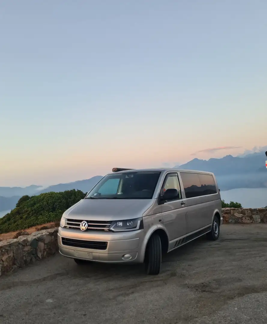 Volkswagen T5 Caravelle Comfortline 2,0 BMT TDI D-PF - 1