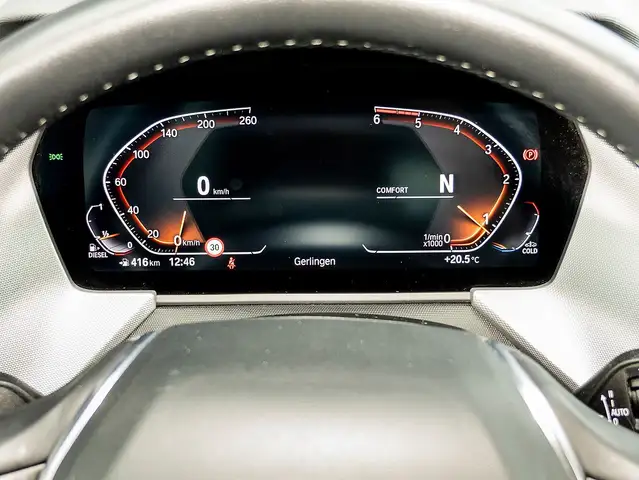 BMW 1 Series view 11