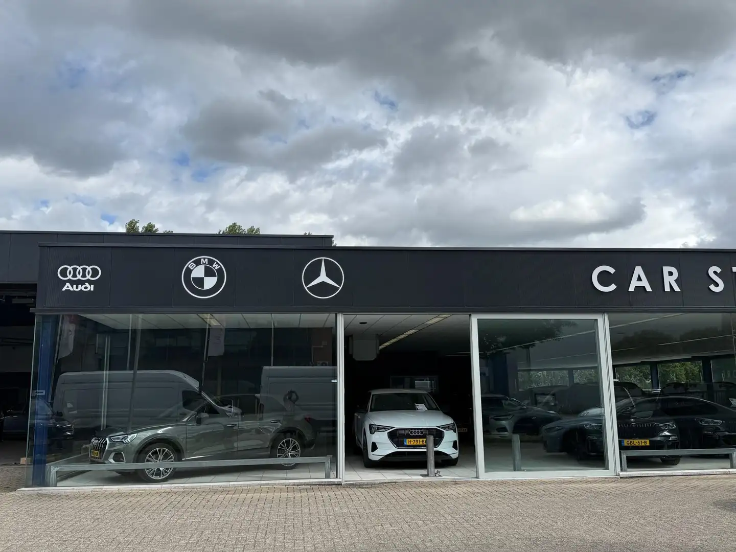 Mazda MX-30 E-SkyActiv 145 First Edition 36 kWh 95% SOH Blanc - 1