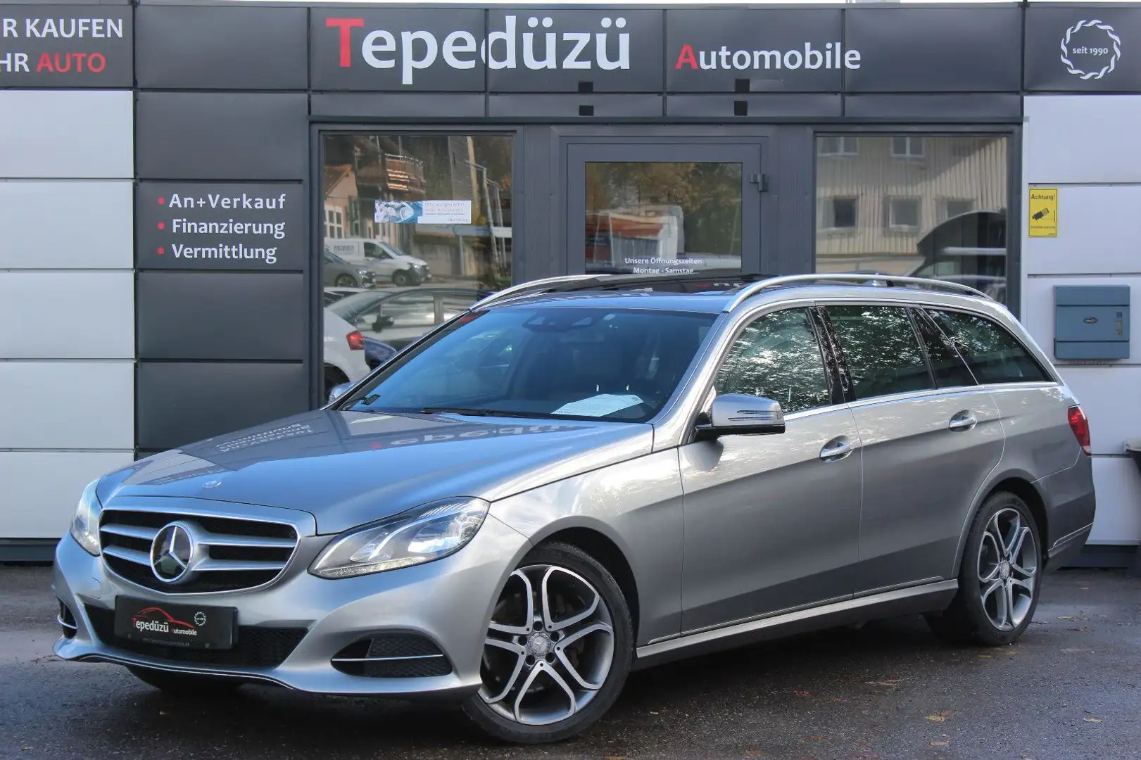 Mercedes-Benz E 250 CDI BE*DISTRONIC*LED*NAVI*LEDER*SHD*AHK* Silver - 1