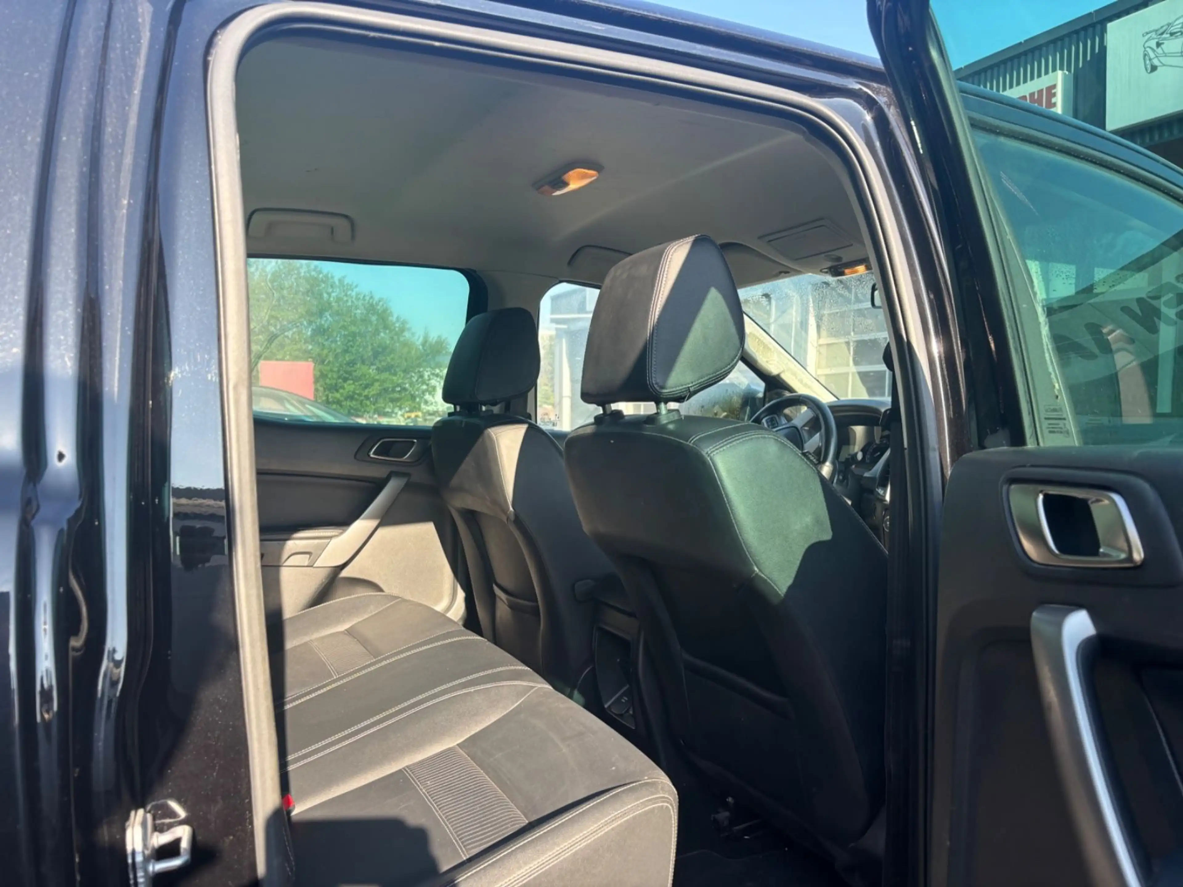 Ford Ranger Limited Doppelkabine 4x4 — photo 5