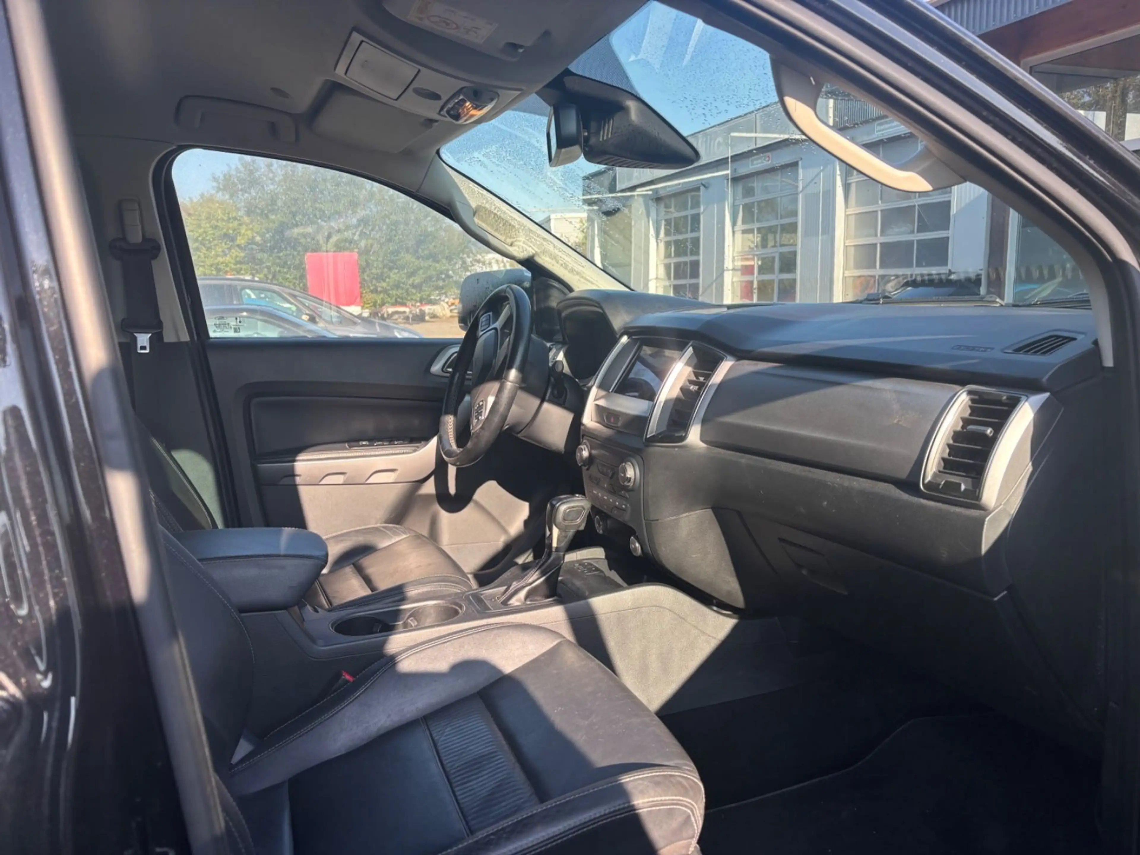 Ford Ranger Limited Doppelkabine 4x4 — photo 4