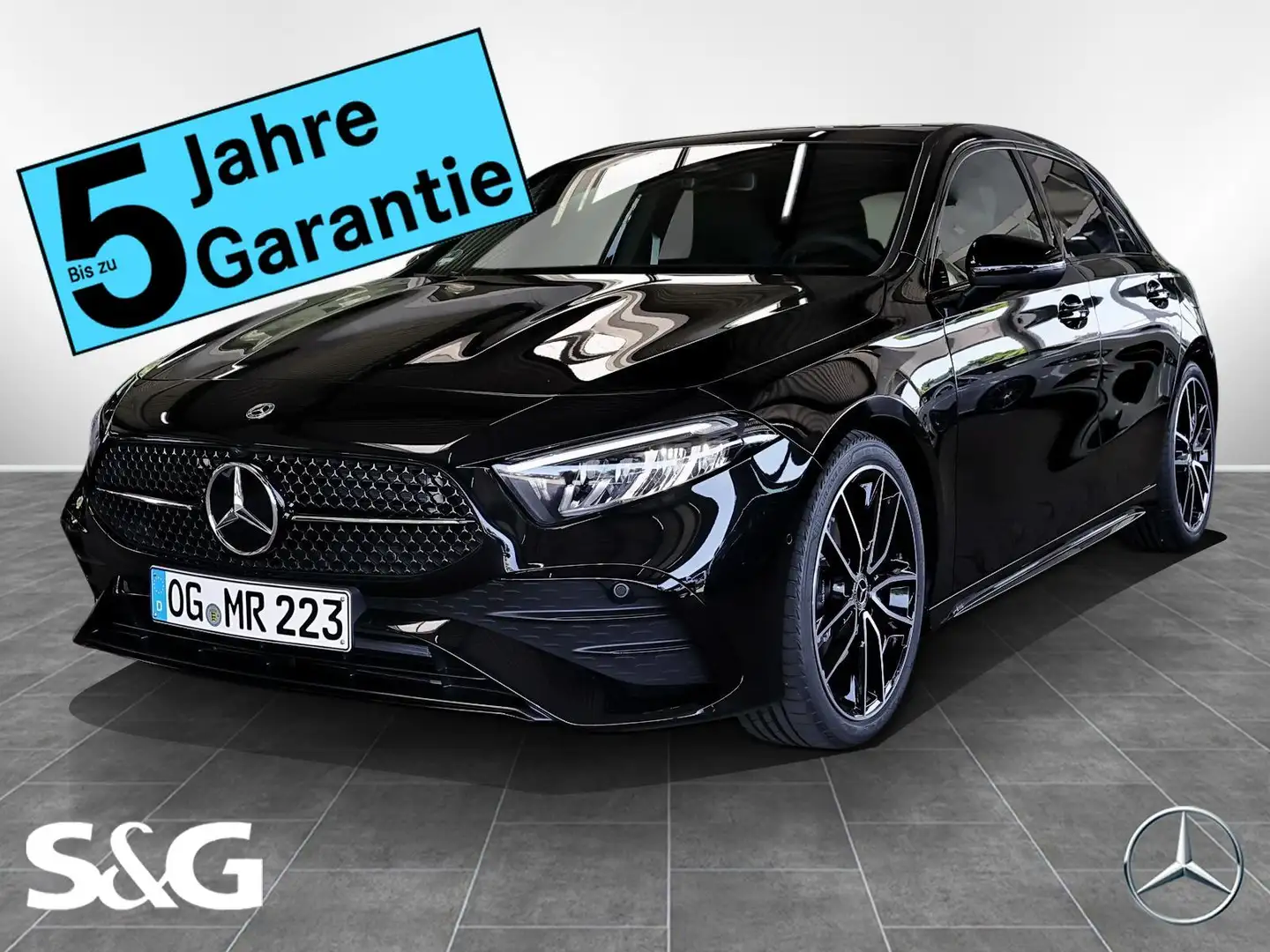 Mercedes-Benz A 220 4M AMG Distron+RüKam+LED+Pano+AHK+Standhzg Чорний - 1