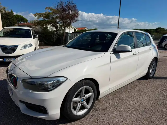 BMW 116 Serie 1 F/20-21 2015 116d eff.dynamics Urban 5p