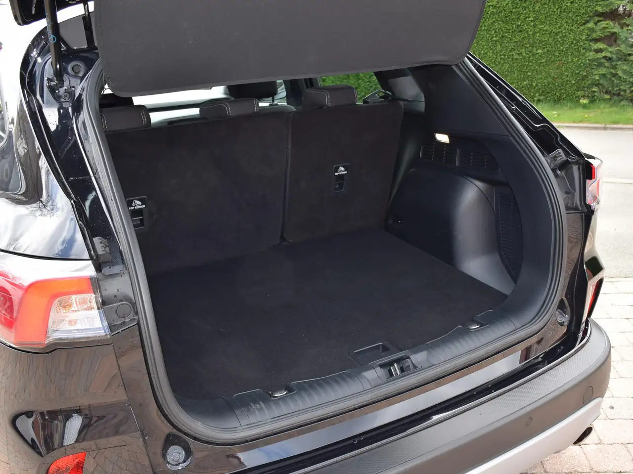 Ford Kuga 1.5 EcoBoost FWD Graphite Tech Edition, миниатюра 5