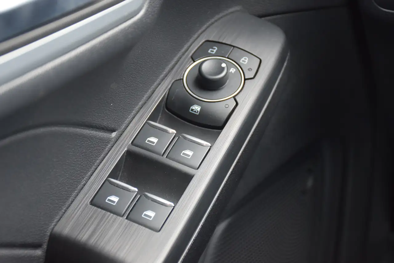 Ford Kuga 1.5 EcoBoost FWD Graphite Tech Edition, миниатюра 14