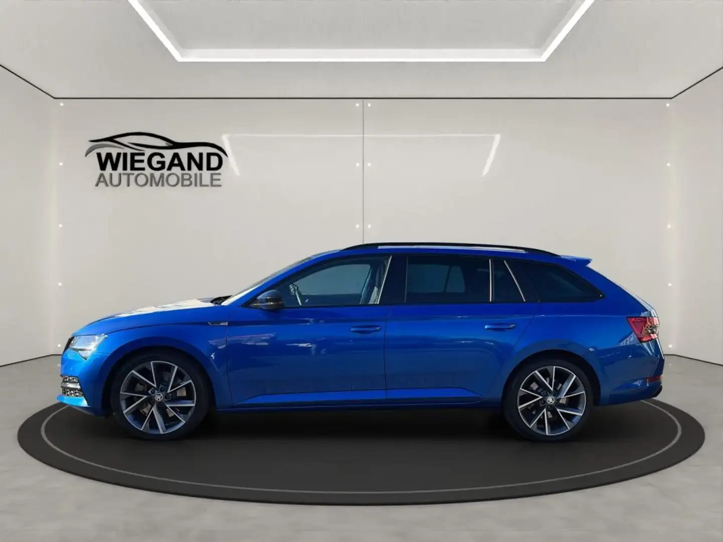 Skoda Superb Combi 2.0 TSI 4x4 Columbus+Sportline+StHZ Blau - 2