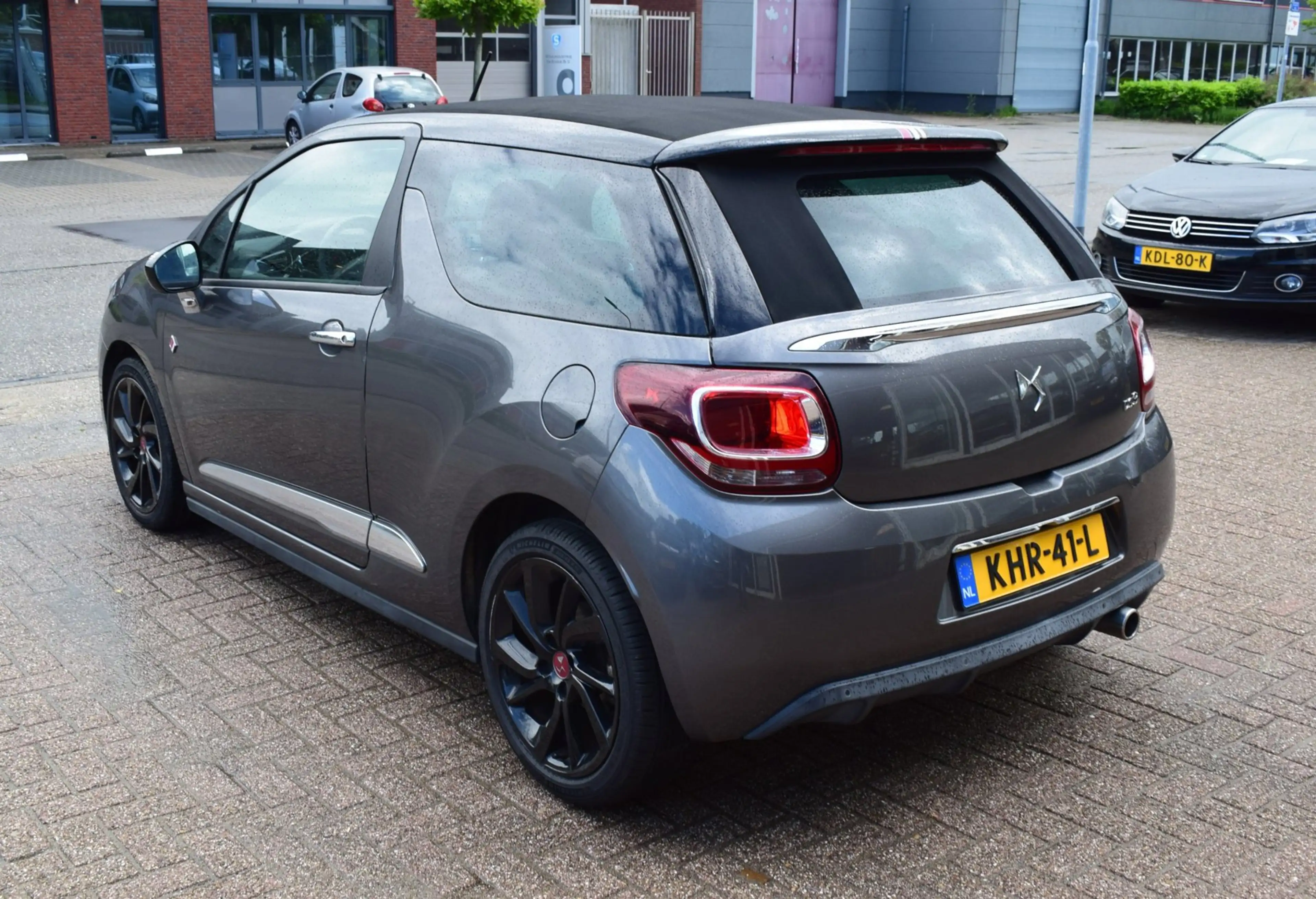 DS Automobiles DS 3 Cabrio 1.2 PureTech So Chic DS3 Cabrio Performance — photo 3