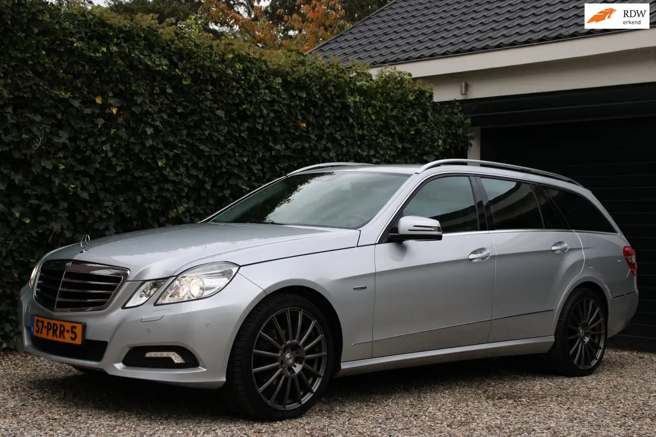 Mercedes-Benz E 200