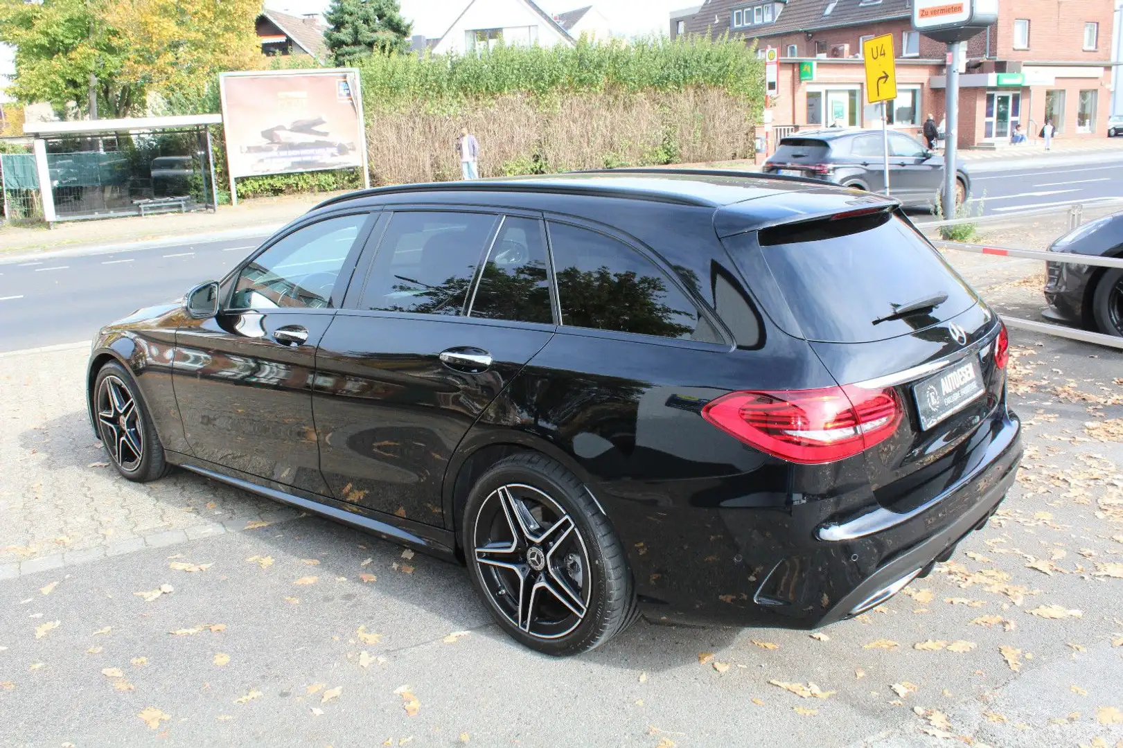 Mercedes-Benz C 220 d T-Model AMG-LINE+AHK+LED+NAVI Schwarz - 2