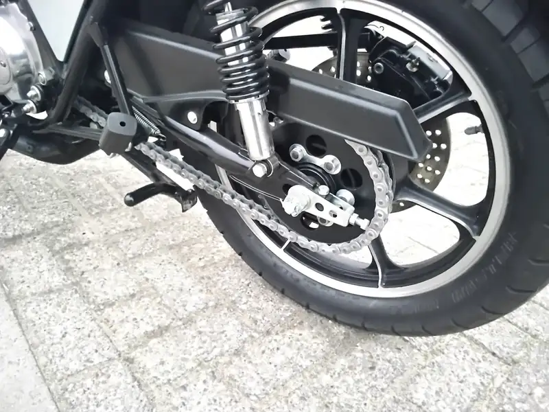 Kawasaki Z 1000 - foto 6