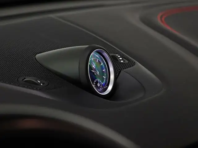 Maserati Levante view 15