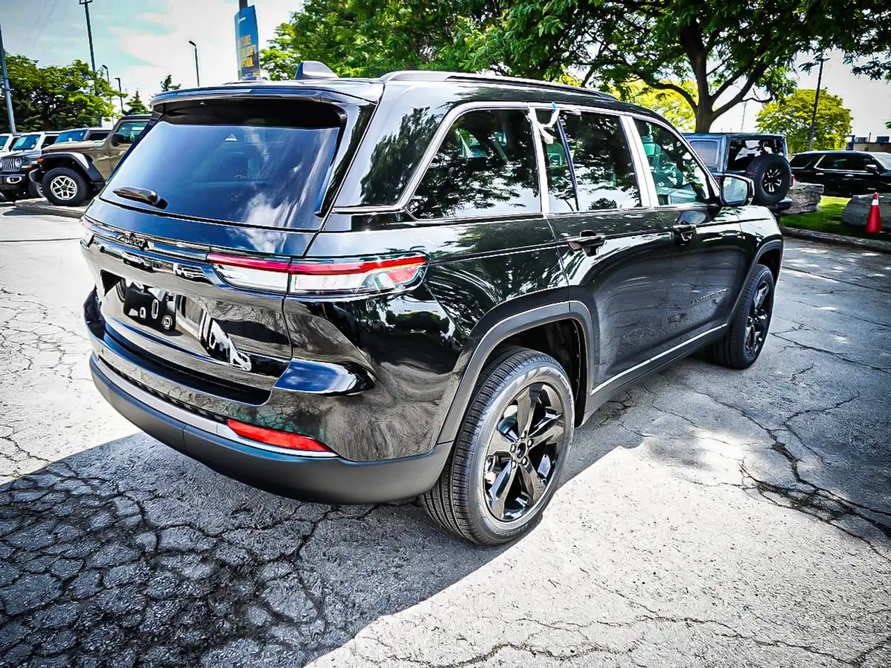 Jeep Grand Cherokee снимка Jeep Grand Cherokee