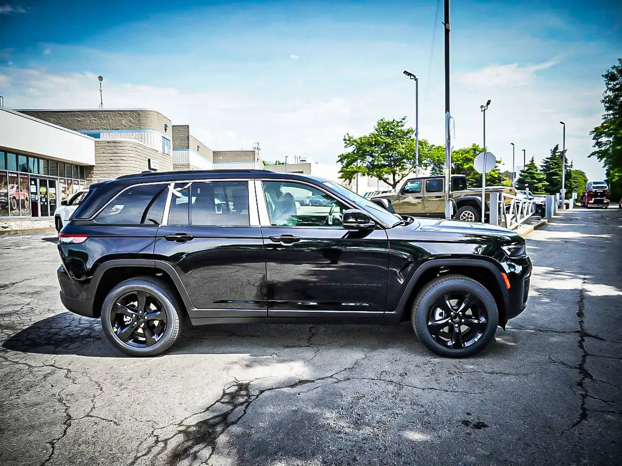 Jeep Grand Cherokee снимка Jeep Grand Cherokee