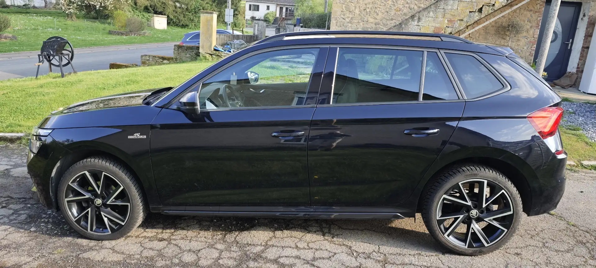 Skoda Kamiq 1.0 TSI 116 ch DSG7 Monte-Carlo Noir - 1