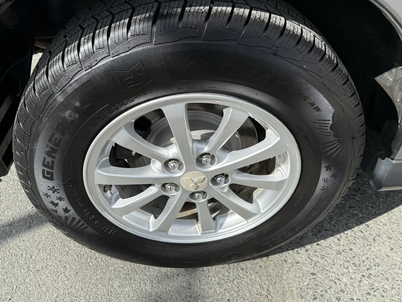 Mitsubishi RVR снимка Mitsubishi RVR