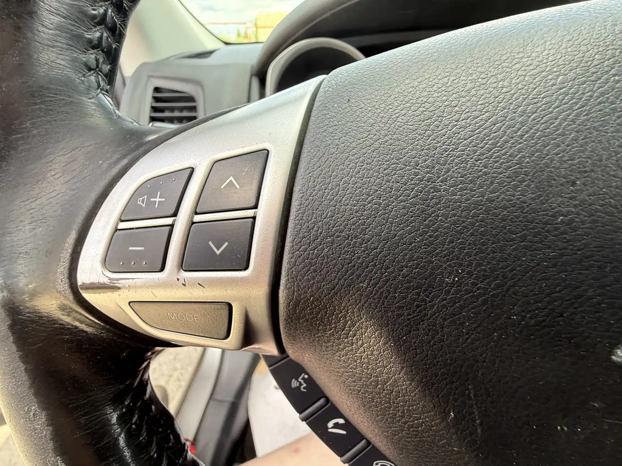 Mitsubishi RVR снимка Mitsubishi RVR