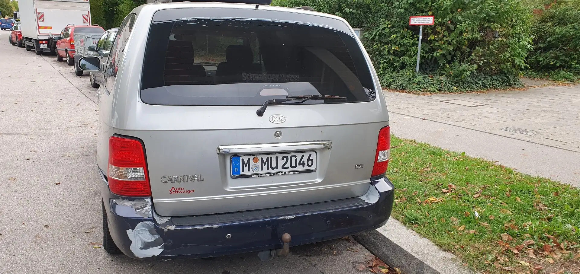 Kia Carnival Zilver - 1
