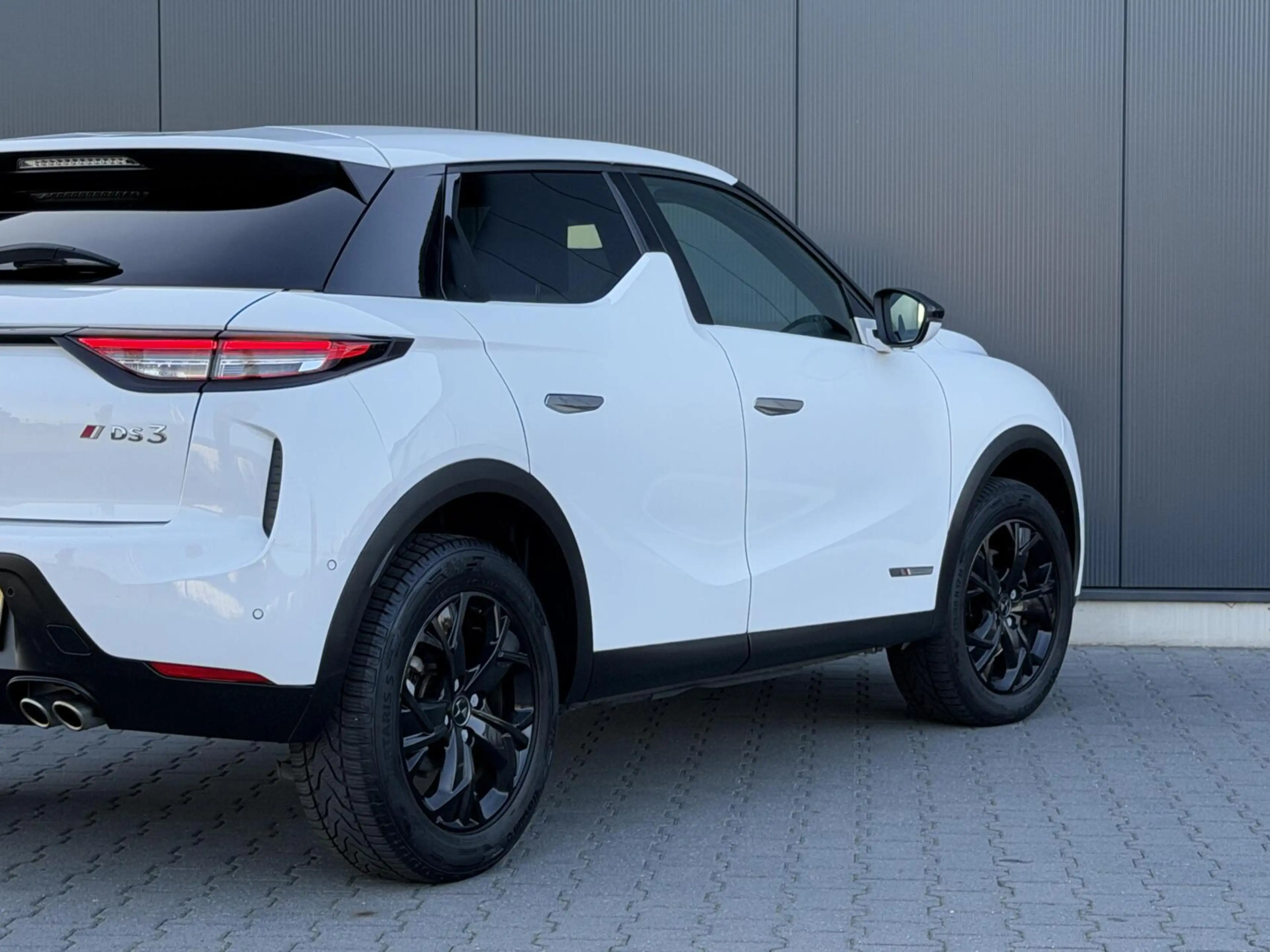DS Automobiles DS 3 Crossback 1.2 PureTech Performance Line Leder - Alcantara - — photo 5