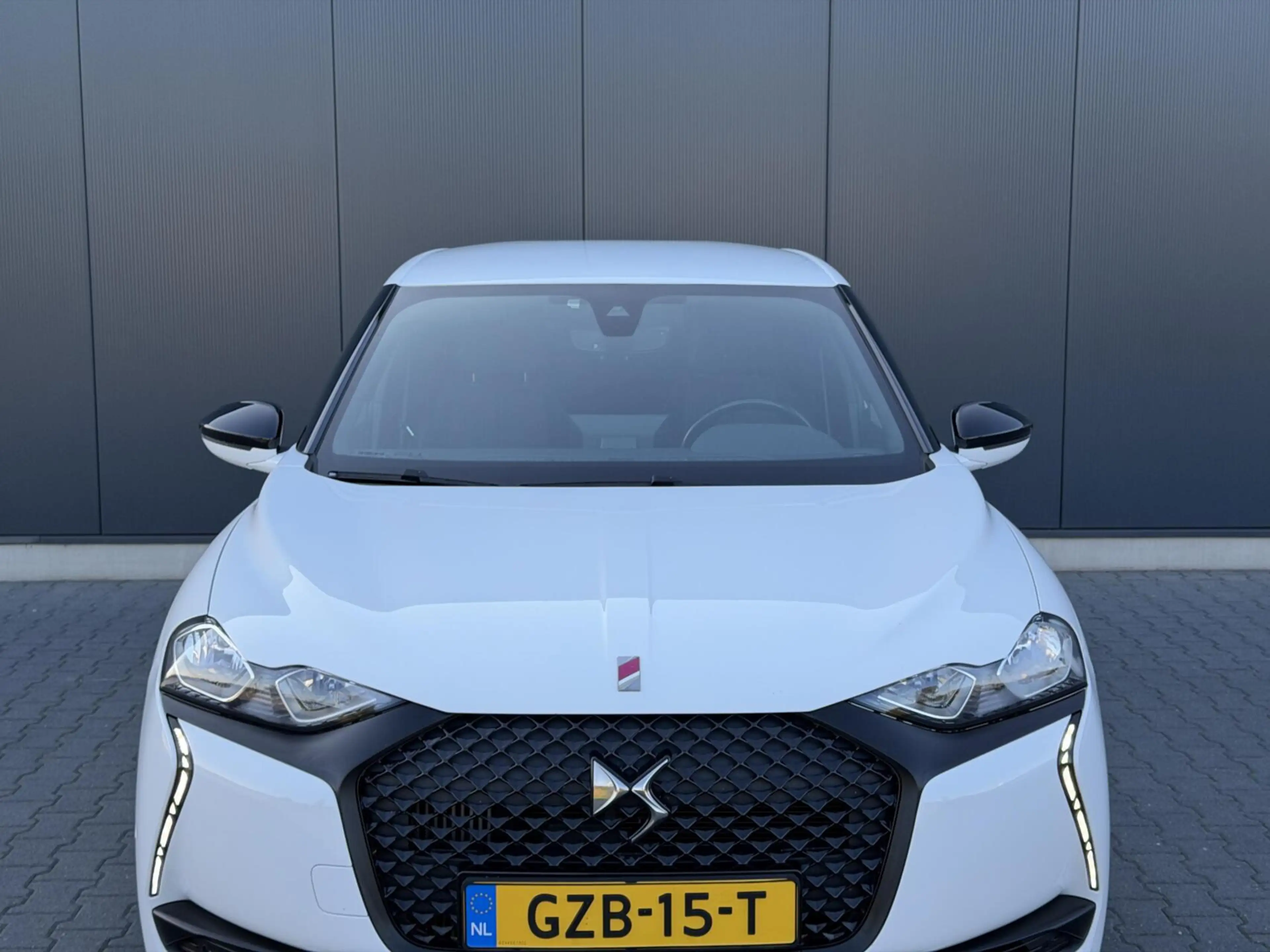 DS Automobiles DS 3 Crossback 1.2 PureTech Performance Line Leder - Alcantara - — photo 14
