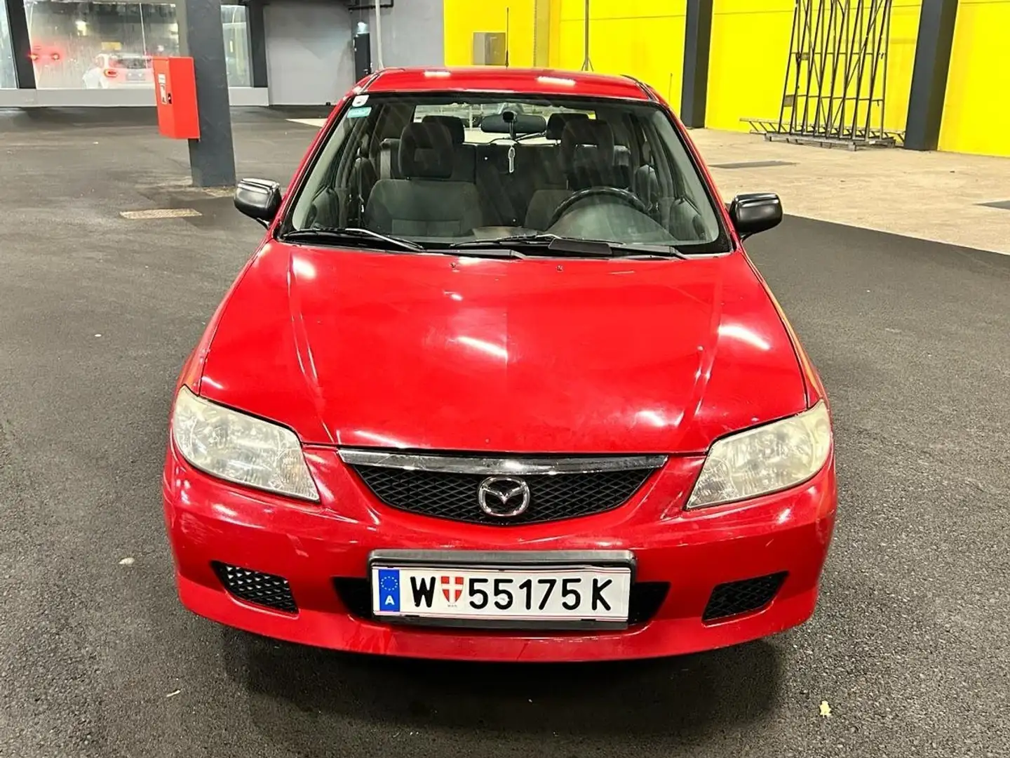 Mazda 323 F 2.0 DITD Comfort Czerwony - 1