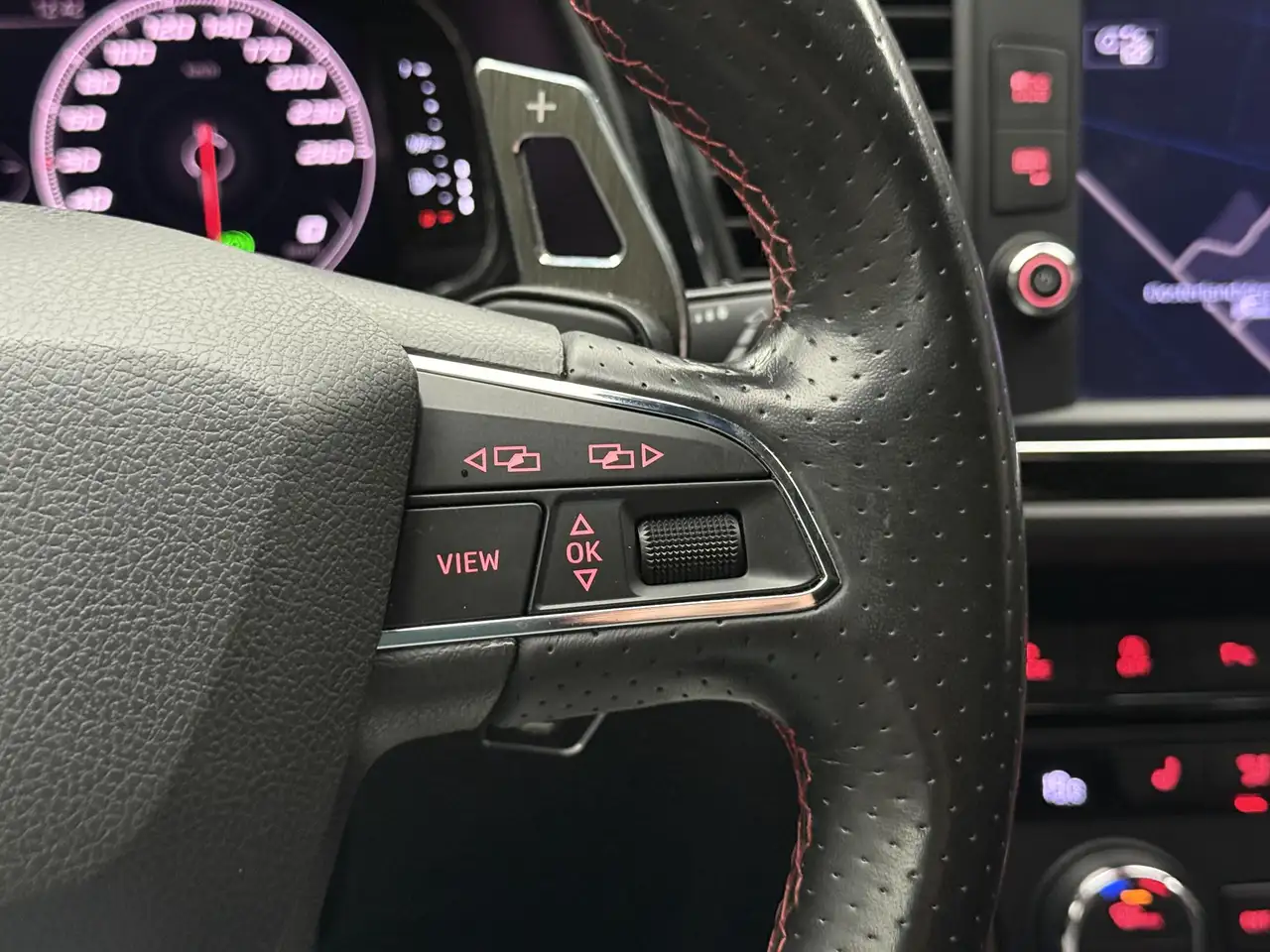SEAT Leon 1.5 TSI FR Ultimate Edition Black Pano Camera, миниатюра 12