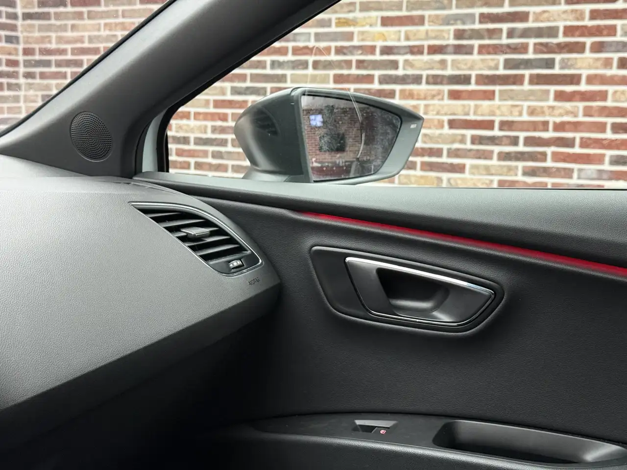 SEAT Leon 1.5 TSI FR Ultimate Edition Black Pano Camera, миниатюра 13