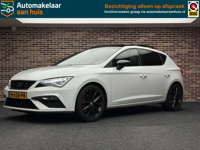 SEAT Leon 1.5 TSI FR Ultimate Edition Black | Pano | Camera