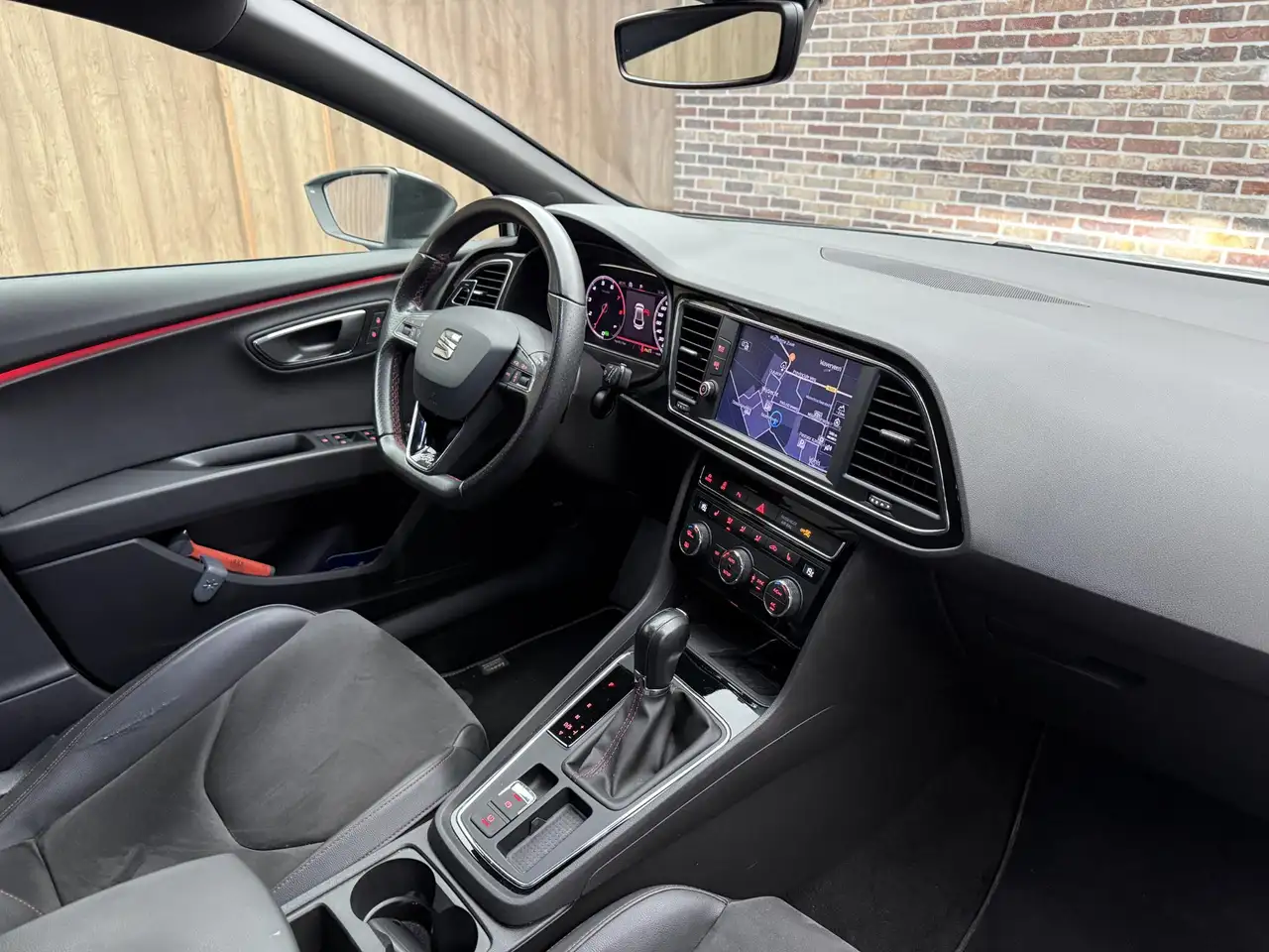 SEAT Leon 1.5 TSI FR Ultimate Edition Black Pano Camera, миниатюра 25