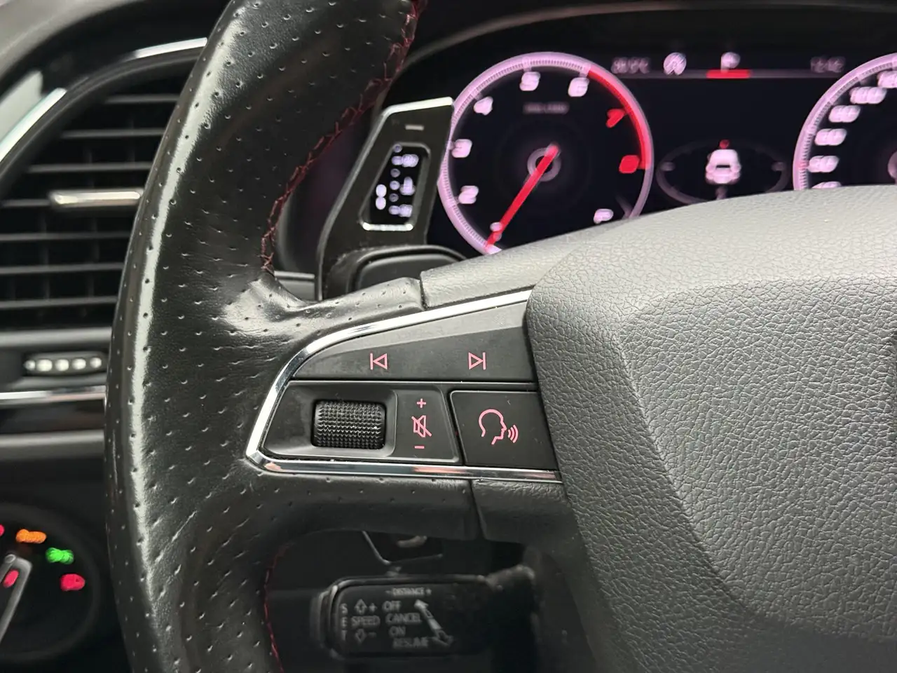 SEAT Leon 1.5 TSI FR Ultimate Edition Black Pano Camera, миниатюра 11