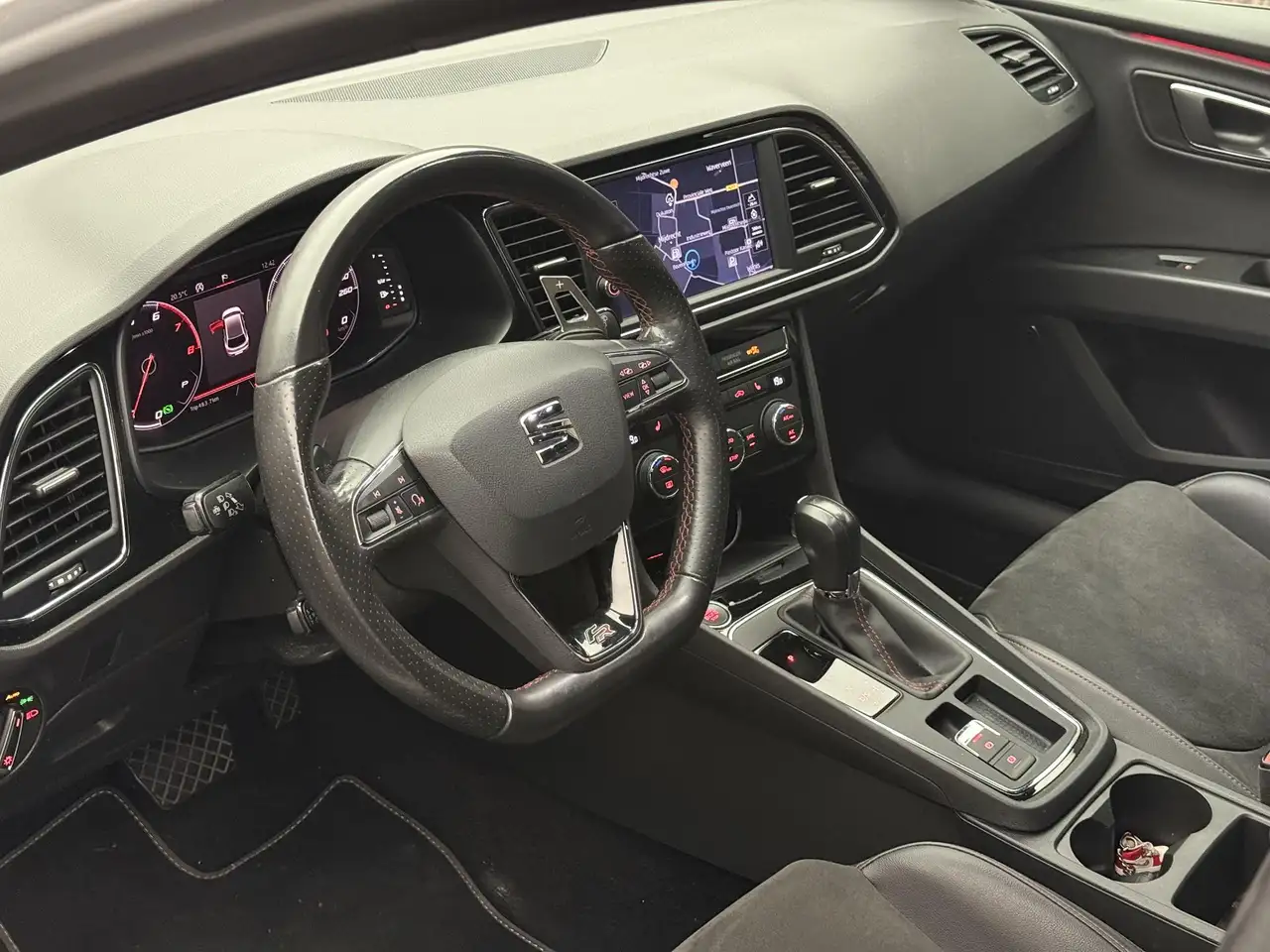 SEAT Leon 1.5 TSI FR Ultimate Edition Black Pano Camera, миниатюра 3