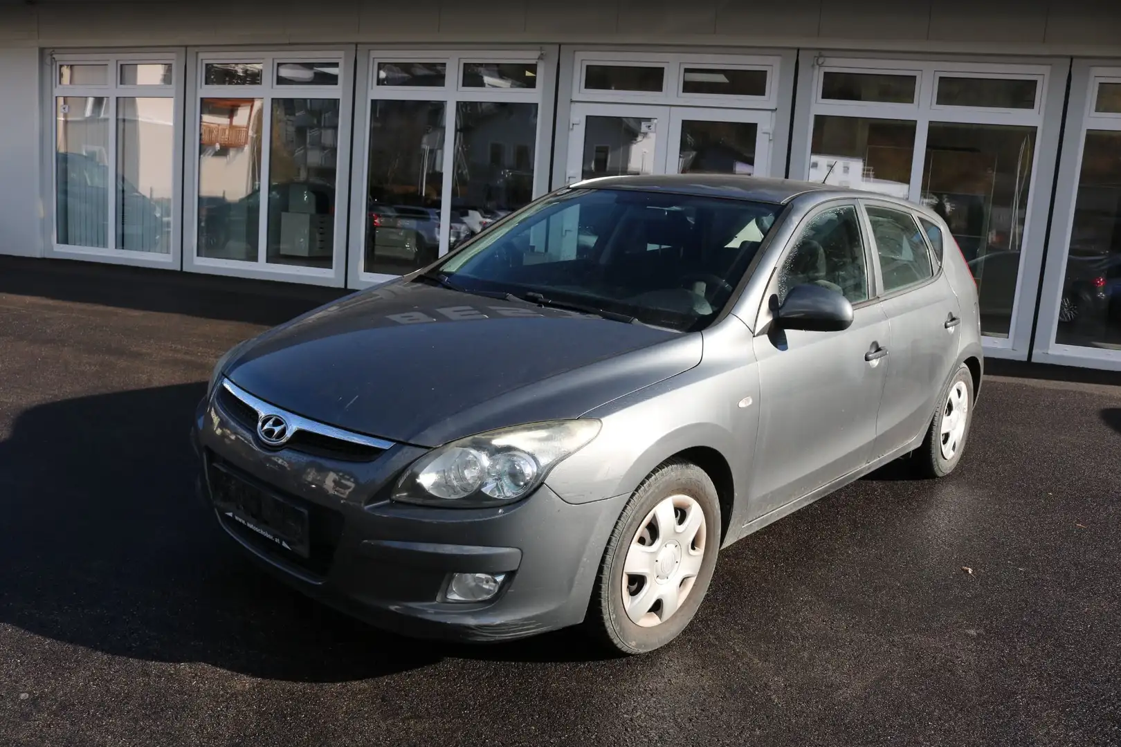 Hyundai i30 1,4 CVVT ISG Europe Gris - 1