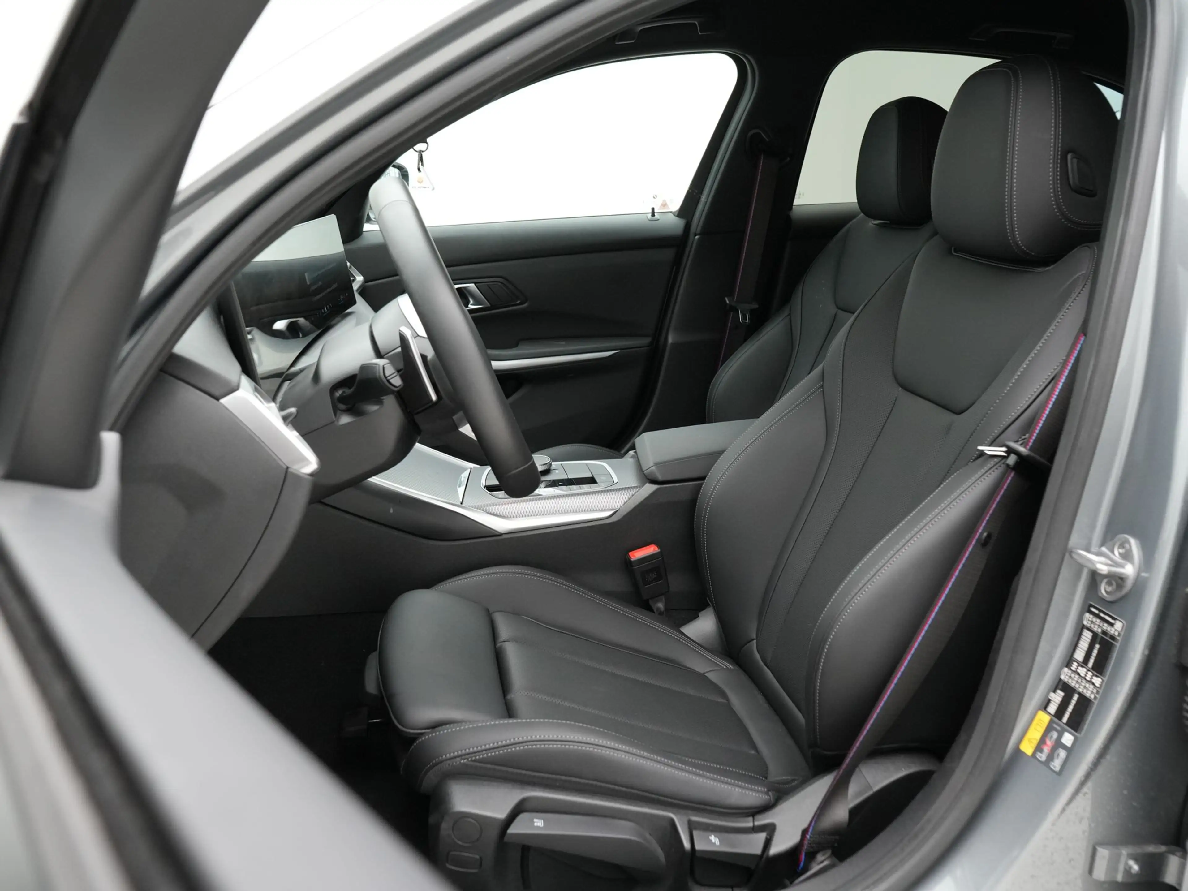 BMW 330 3 Serie 330e M-Sport Pro Accu conditie 100% — photo 4