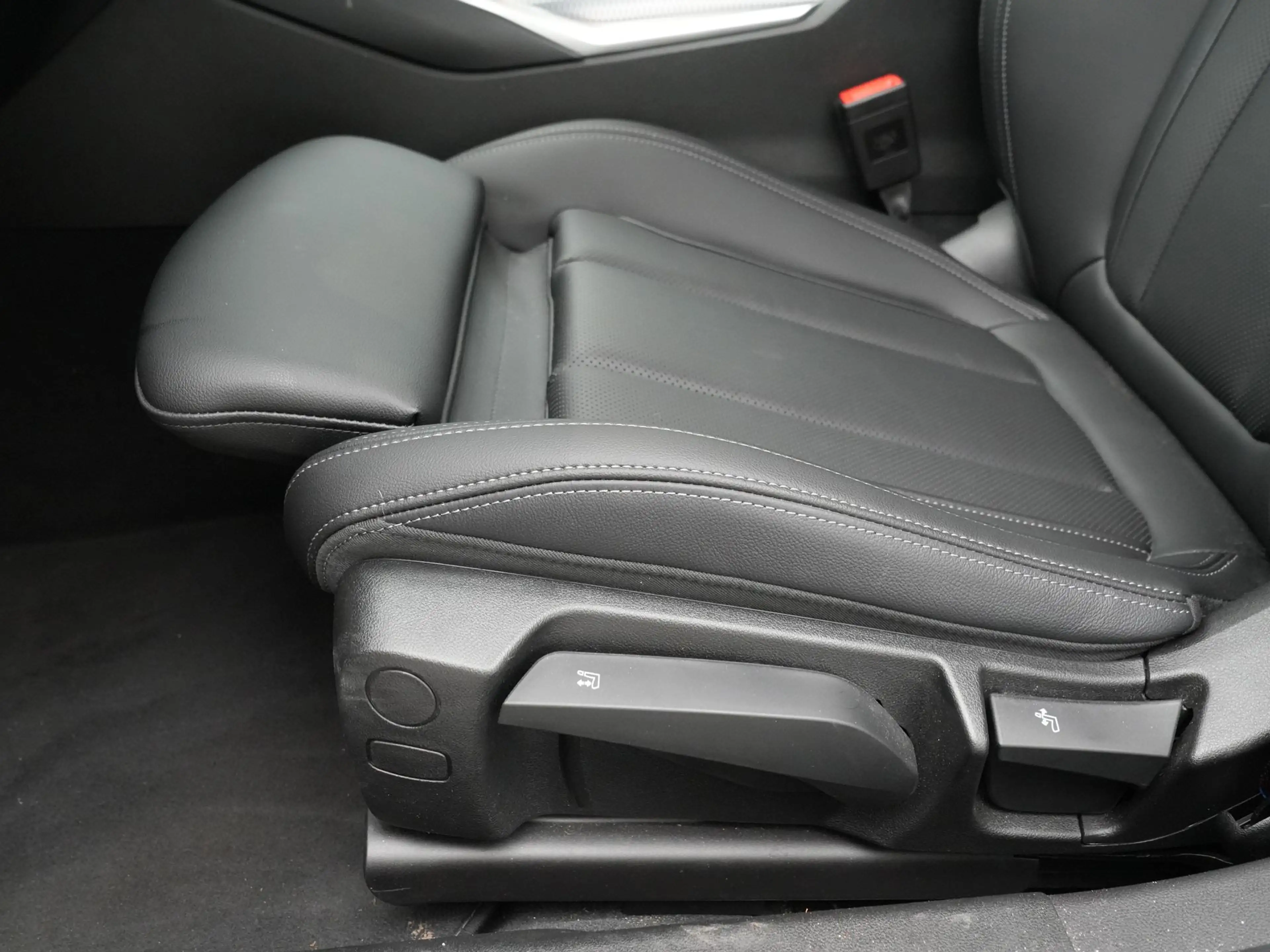 BMW 330 3 Serie 330e M-Sport Pro Accu conditie 100% — photo 15