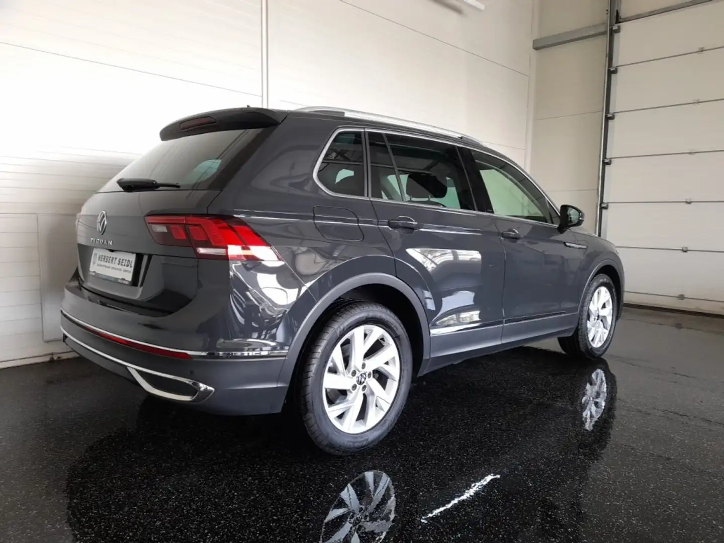 Volkswagen Tiguan ELEGANCE 2,0 TDI DSG *MATRIX-LED / VIRTUELL PRO / NAVI / AHV & KAMERA / ACC / E-KLAPPE / HARMAN KARDON SOUND* Grau - 2