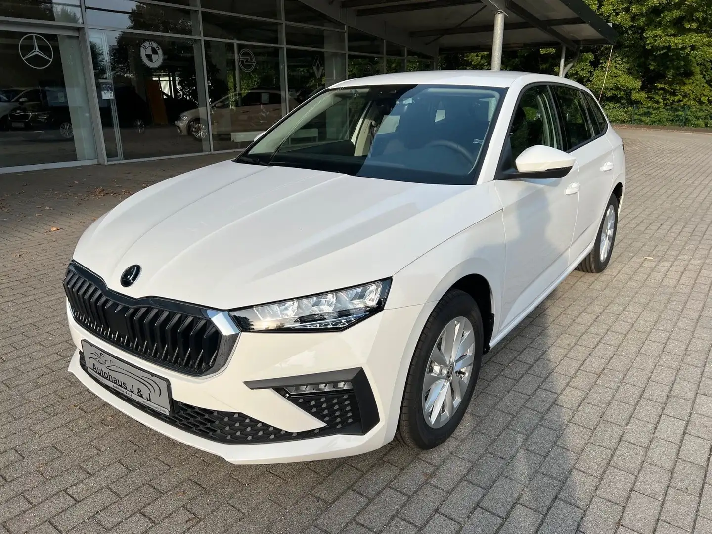 Skoda Scala Drive 1.0TSI LED/AppConnect/Sitzheizung/ Bianco - 1