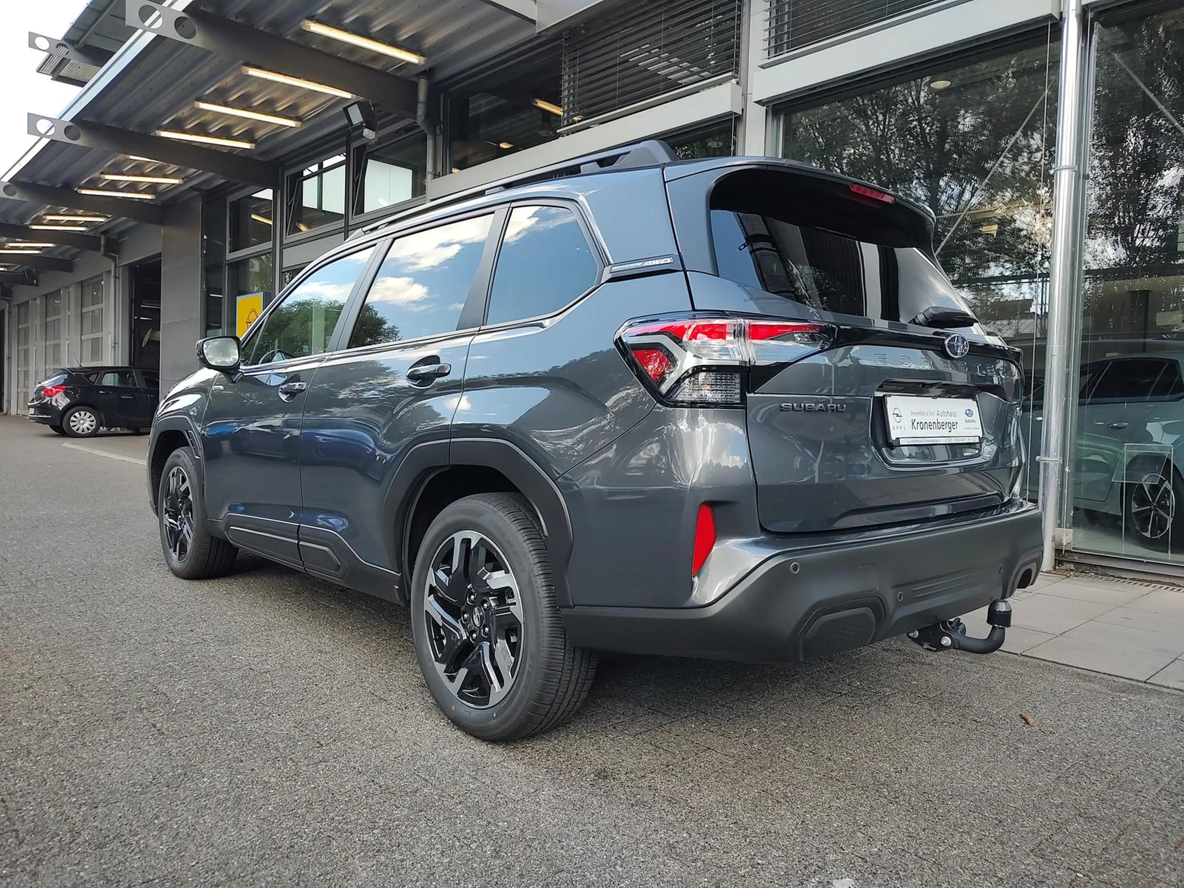 Subaru Forester 2.0ie Exclusive AHK 360°Kamera Carplay — photo 4