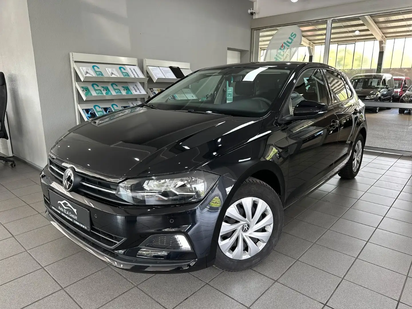 Volkswagen Polo VI 1.0 TSI Automatik 1.Hand|PDC|Garantie Schwarz - 2