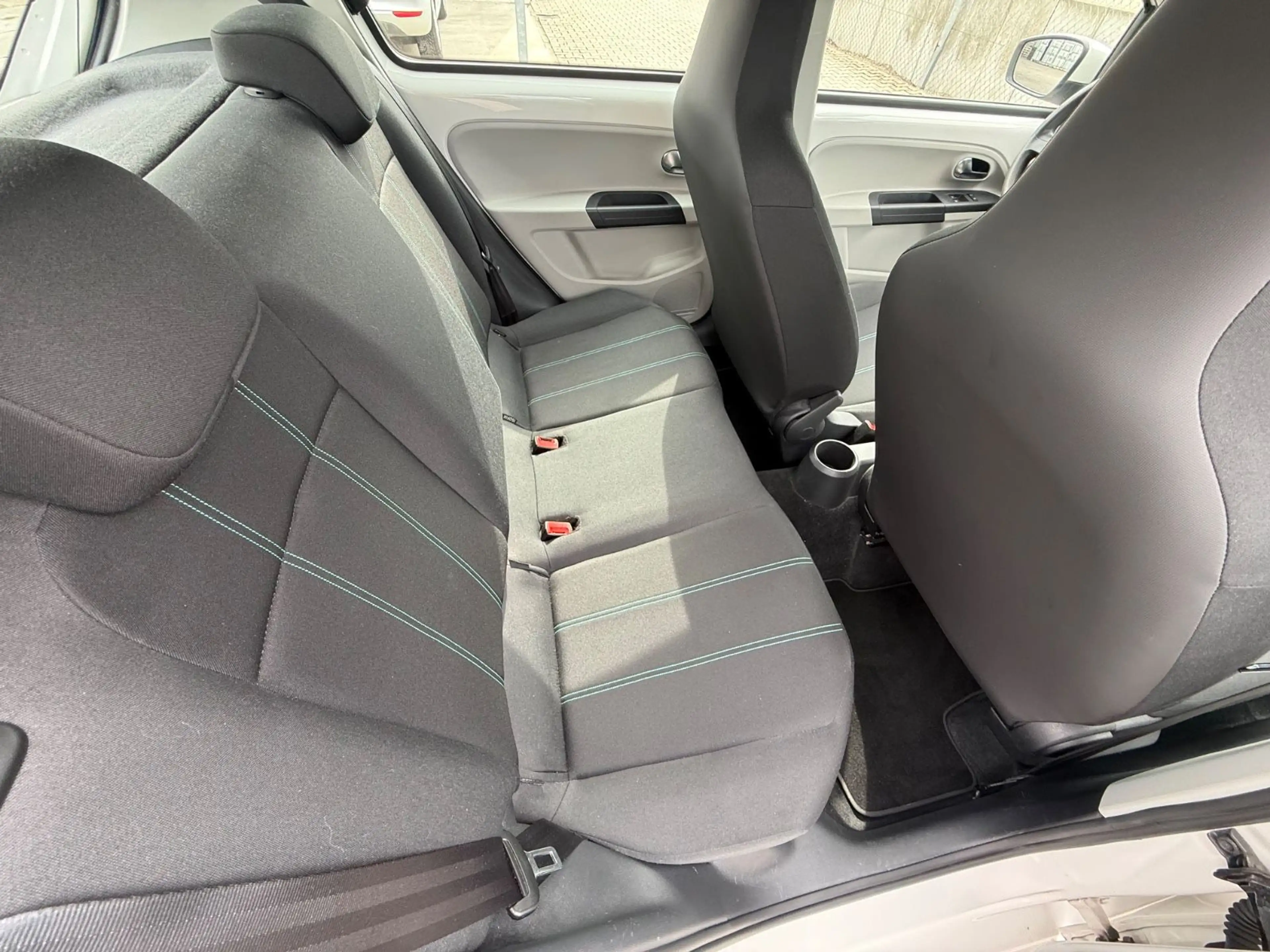 SEAT Mii Reference SITZHEIZ*KLIMA*BLUTOOTH* — photo 11