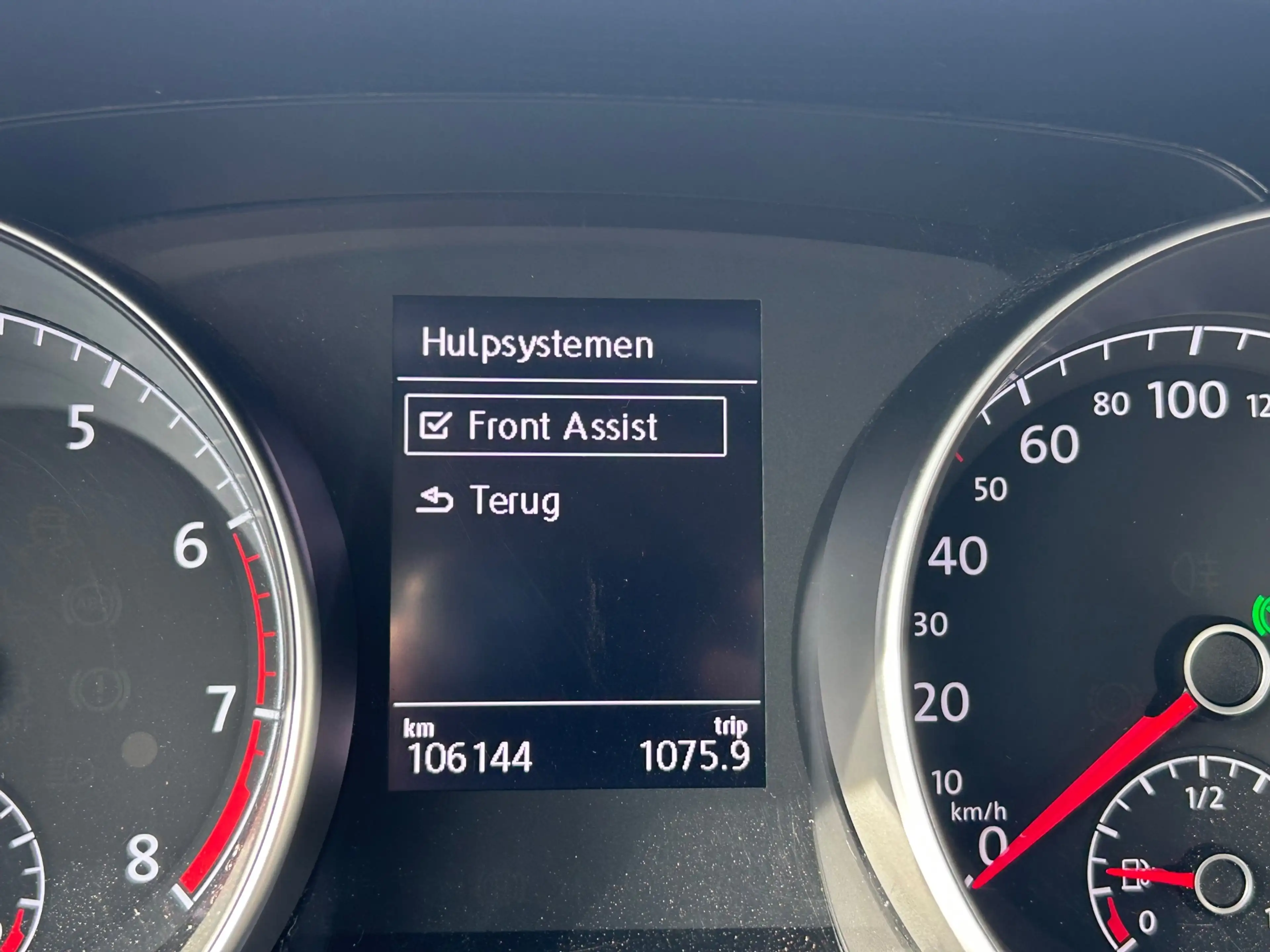 Volkswagen Golf Sportsvan 1.2 TSI Sound DSG Pdc/Ecc/Lmv/Pr-Glass — photo 11
