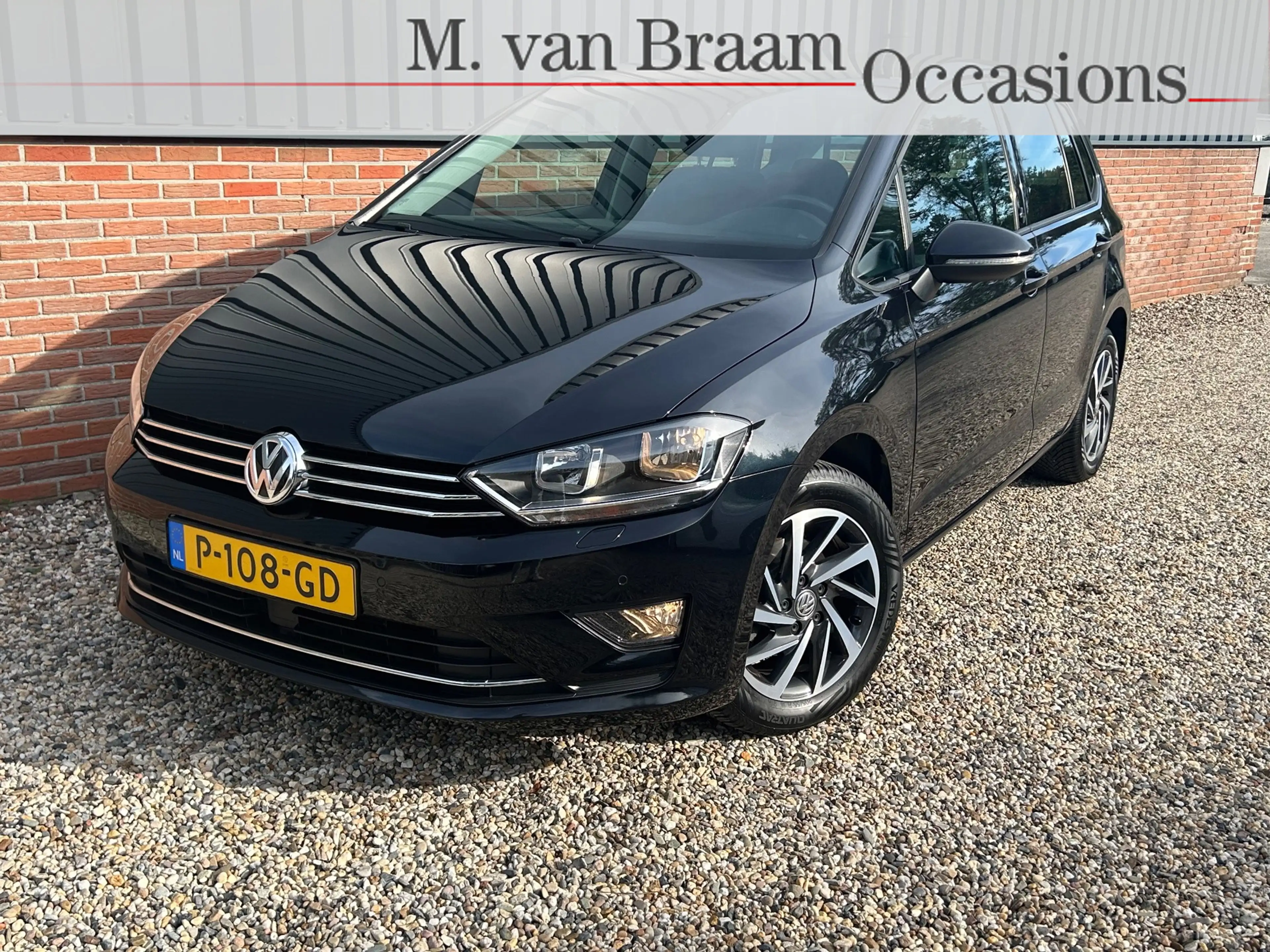 Volkswagen Golf Sportsvan 1.2 TSI Sound DSG Pdc/Ecc/Lmv/Pr-Glass — photo 2